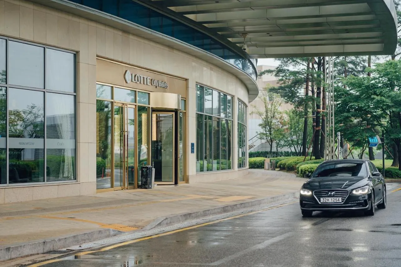 Lotte City Hotel Gimpo Airport Seúl