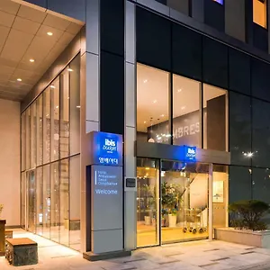 酒店 首尔东大门大使宜必思快捷酒店, 首爾